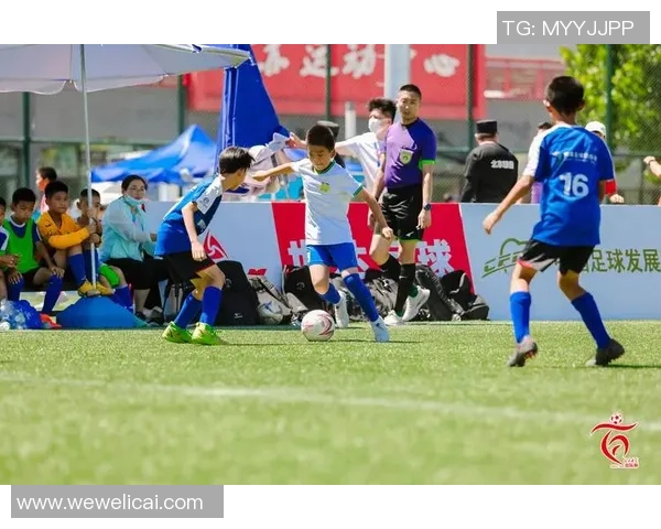 太原历届足球十佳球星风采回顾与成就盘点